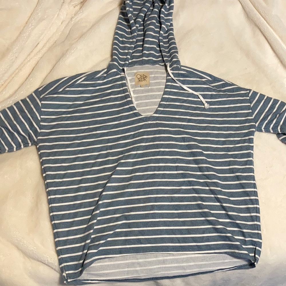 This a shirt with a hood.
